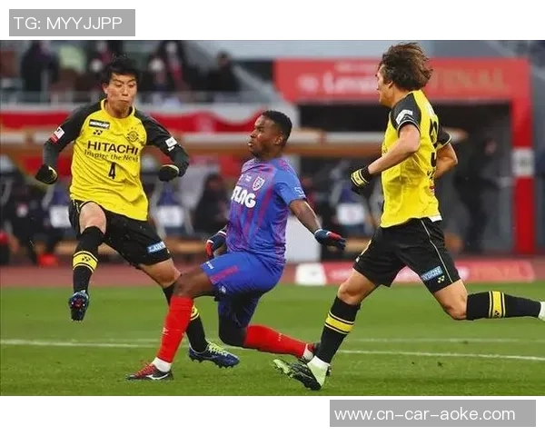 札幌冈萨多主场迎战广岛三箭双方争夺胜利的精彩对决分析